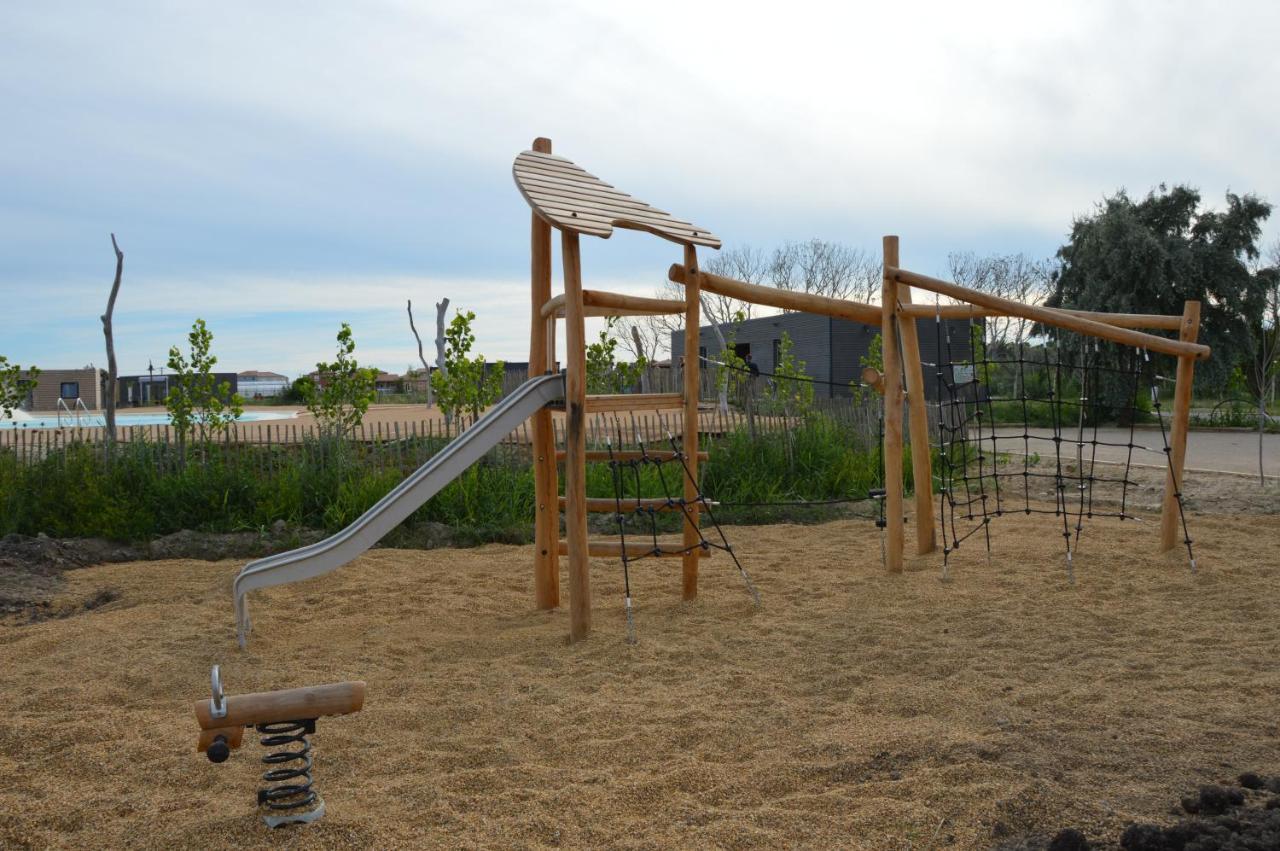 Les Bois Flottes Salin-de-Giraud